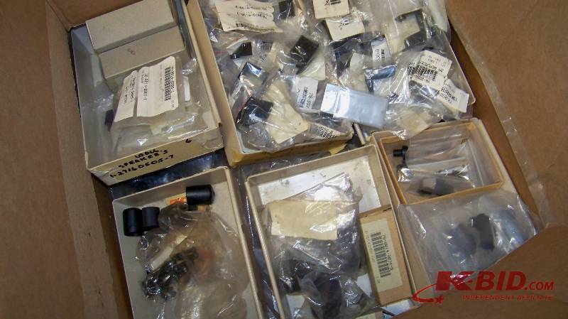 lot 97 image: Large lot of miscellaneous items