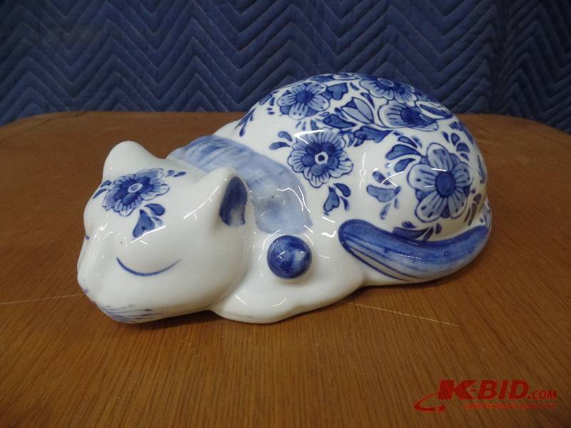 Decorative Sleeping Cat