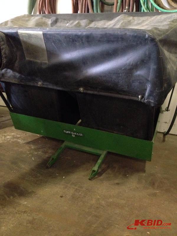 John Deere Turf Bagger