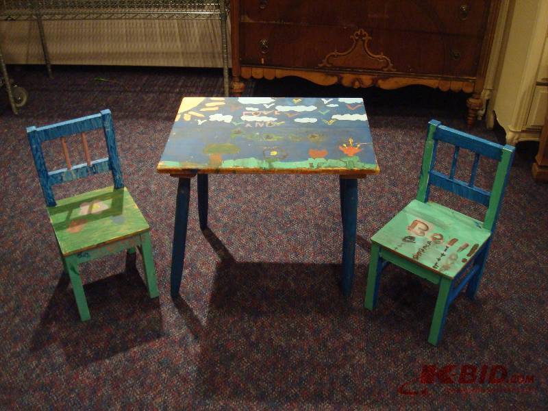 Kids Wood Table, Needs Works