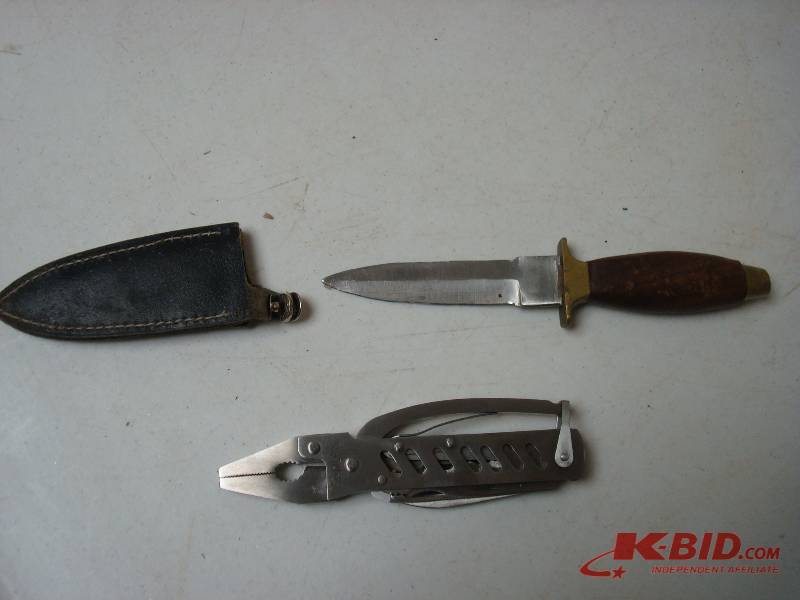 Knife And Utility Tool, Knife Shows Wear