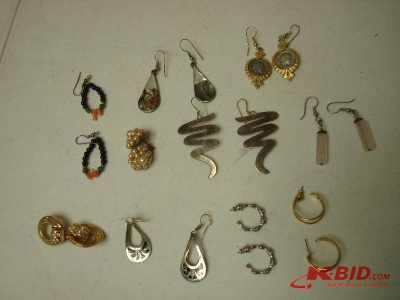 Lot Of Mixed Earrings