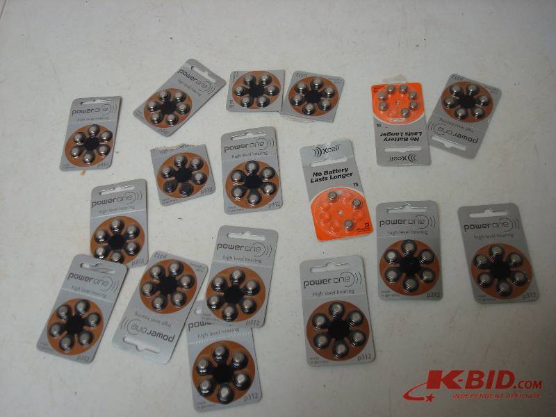 Lot Of Hearing Aid Batteries, Most Are Still Good