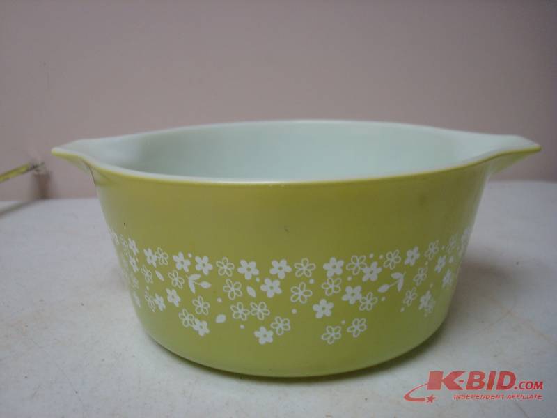 Vintage Pyrex Dish