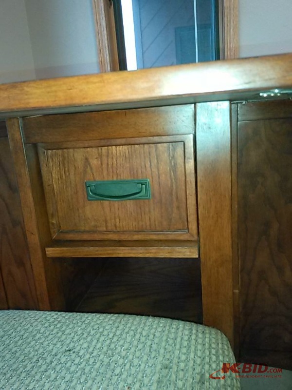 lot 9 image: BEAUTIFUL HIGH END SOLID WOOD ASHLEY DROP LEAF PUB HEIGHT DINING SET