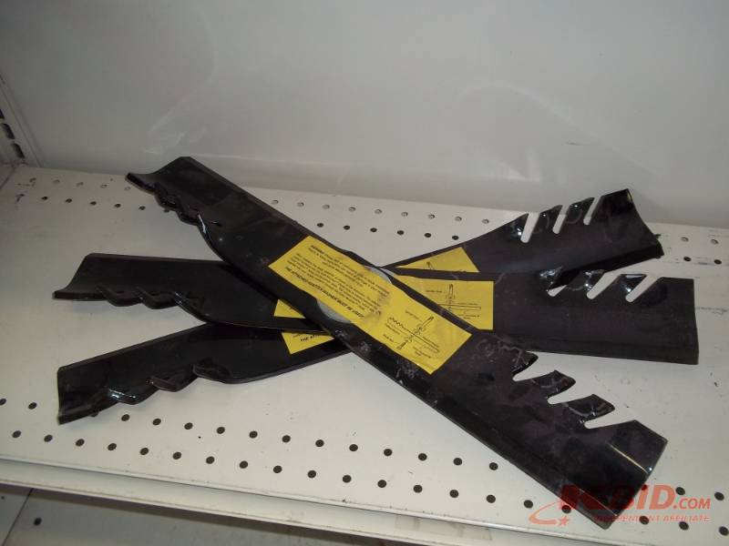 lot 21 image: NEW 3 Gator Mulcher Blades fits Item # 2 JD 60 Deck
