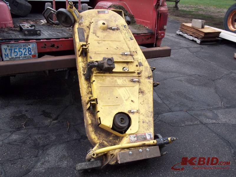 lot 2 image: 60 Mower deck fits JD 425, 445,455 Mulcher