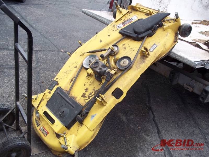 lot 6 image: 62 Deck fits John Deere X720