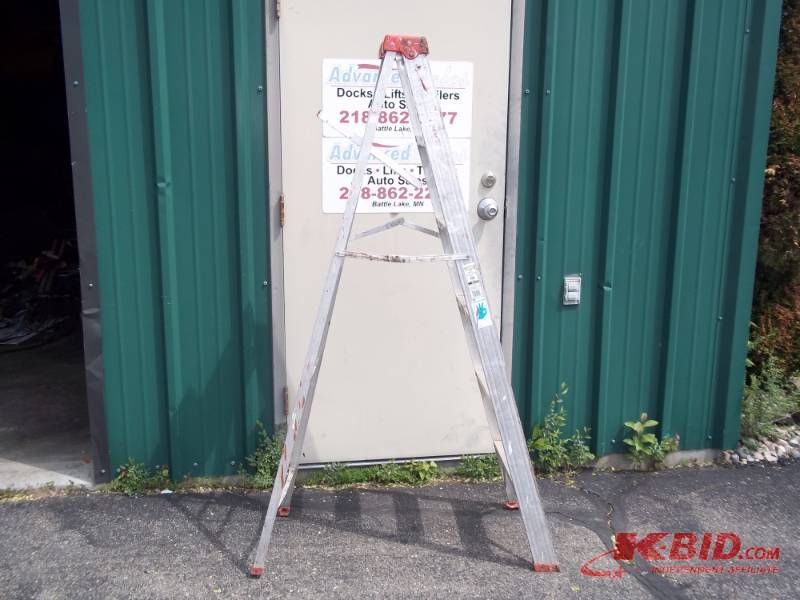 lot 35 image: Werner Alunumum Step ladder Type III, 6 ft
