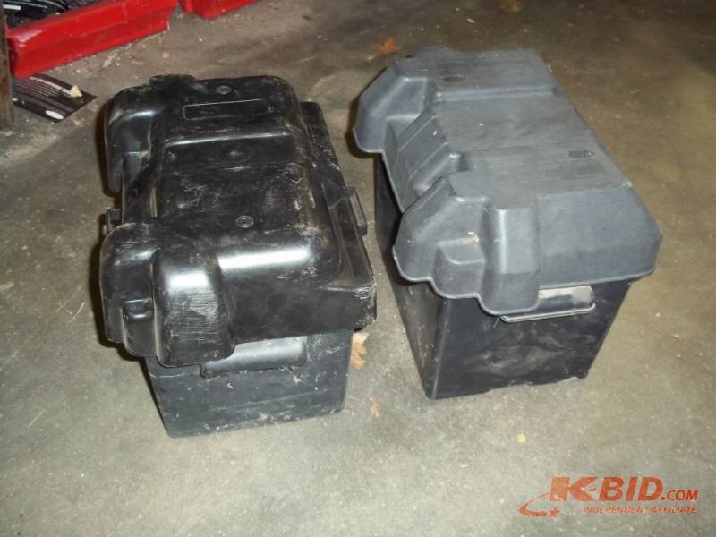 lot 57 image: Pair of Battery boxes with strap