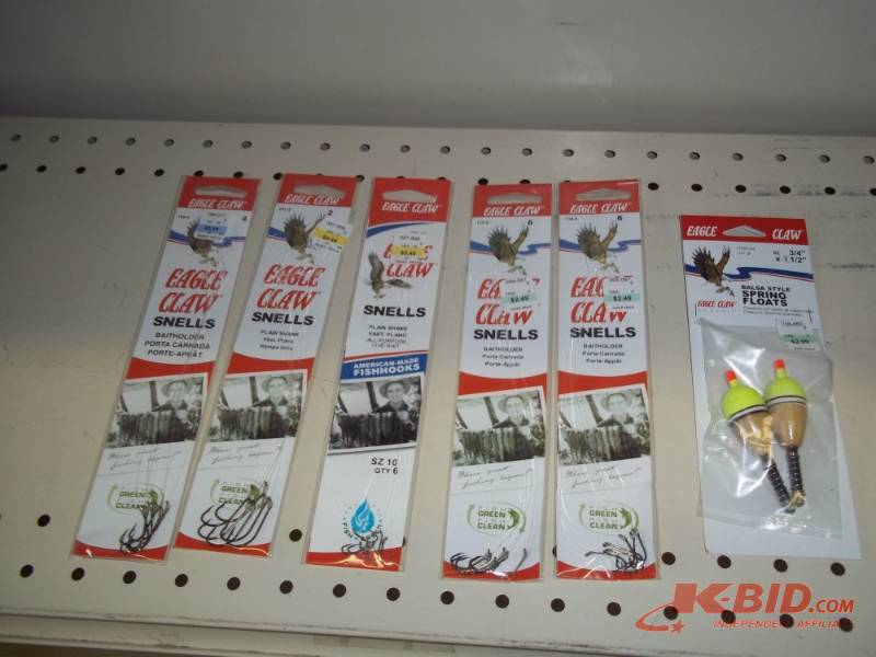 lot 88 image: New fishing snells and bobbers