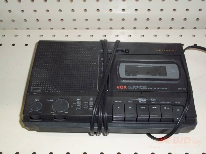 lot 123 image: Optimus Voice Activated Cassette Recorder