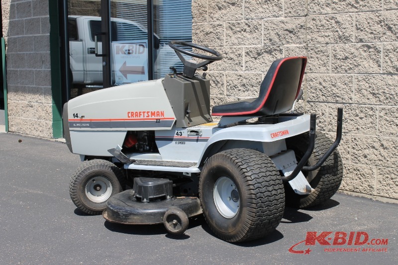 Craftsman 43" allwheel steer riding mower LateMay Consignment