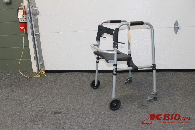 lot 26 image: WalkerSeat Combo