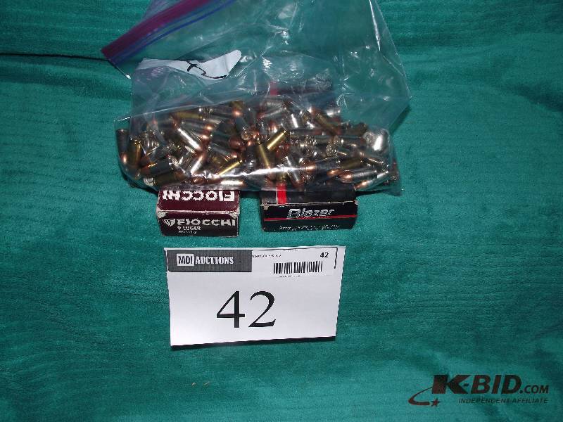 lot 42 image: 9x19  ammo 110 fmj, 25 Fiocchi and 30 CCI