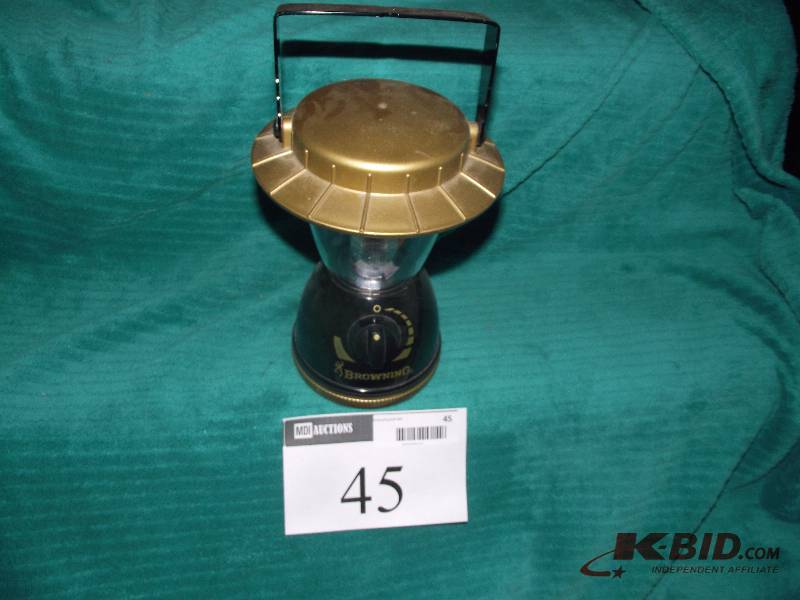 lot 45 image: Browning battery operated LED lantern adjustable for light intensity