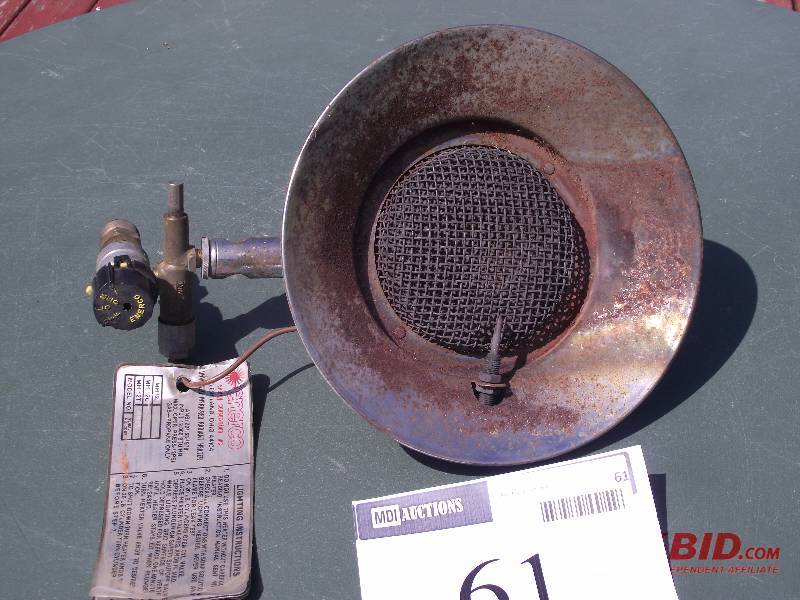 lot 61 image: Large Sunflower type propane heater