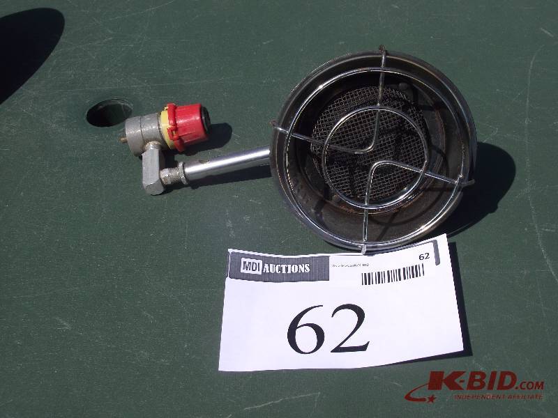 lot 62 image: Small Sunflower type propane heater