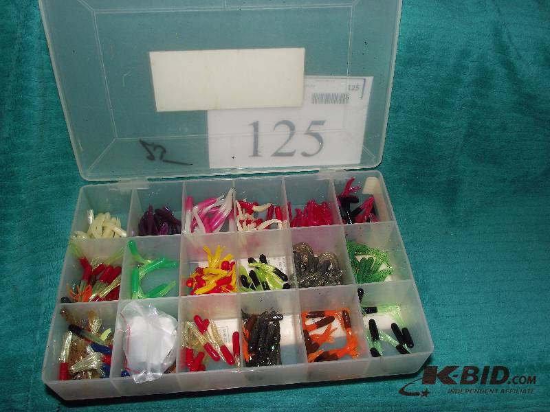 lot 125 image: Plastic tray a Cabellas action pro kit with jigs