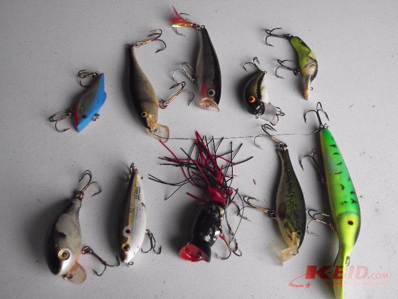 lot 77 image: 10 assorted lures