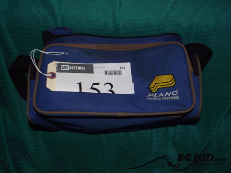 lot 153 image: Plano soft sided tackle box