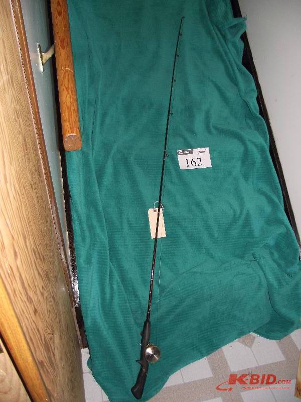lot 162 image: Fenwick JMG Iron Hawk graphite rod HFC 5SG with Daiwa 203A reel