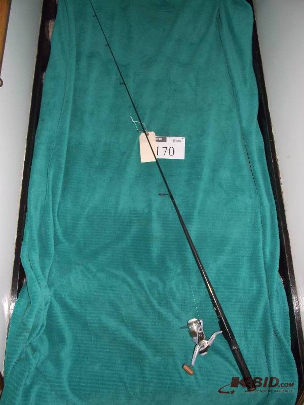 lot 170 image: Cabelas Mag touch lite 5 12 Ft. with Pflueger Trion reel