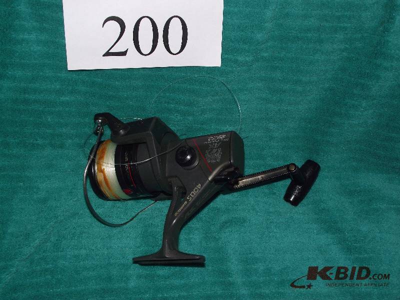 lot 200 image: Shimano 400S reel