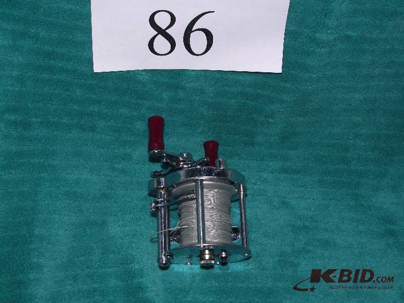 lot 86 image: Pflueger Rocket 1375 reel
