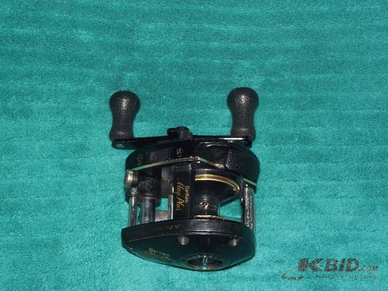 lot 87 image: Shimano Bantam Mag plus reel