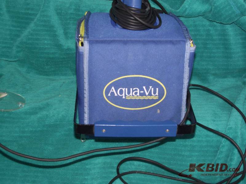 lot 99 image: Aquavu underwater viewer with carrying case complete including battery