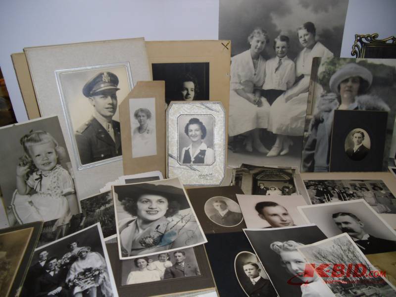 Hundreds of Vintage & Antique Photographs 1800s to 1960s Portraits to B & W Snapshots