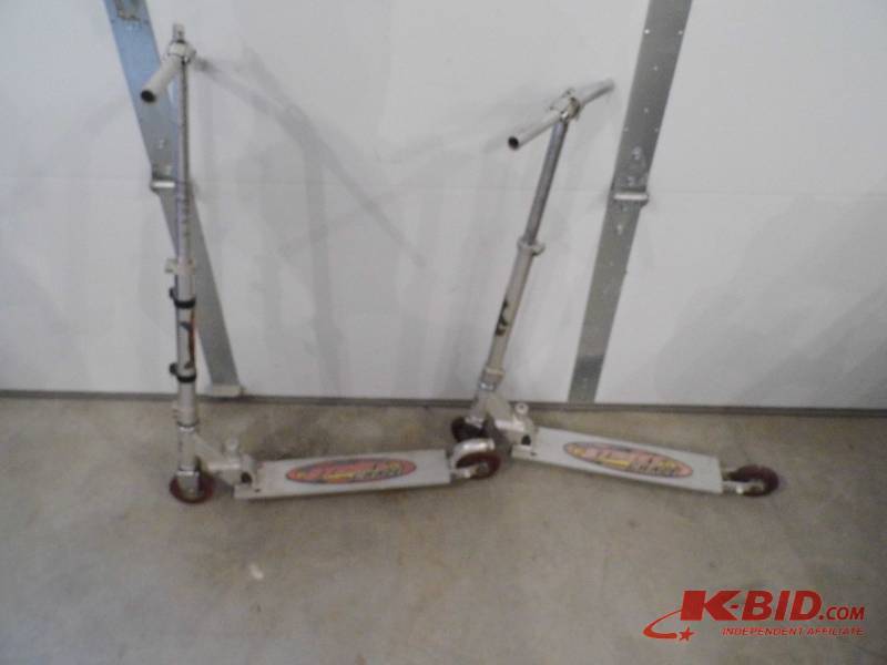 2 Scooters