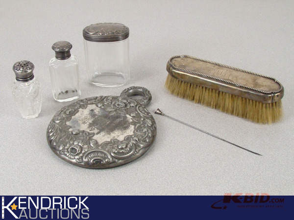 lot 21 image: Antique Sterling Dresser Vanity Set