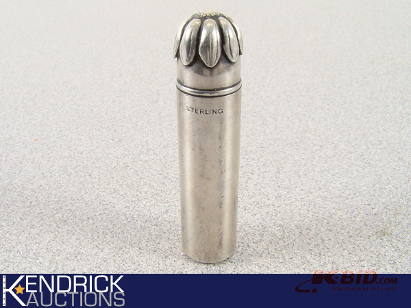 lot 22 image: Antique Sterling Pill Capsule