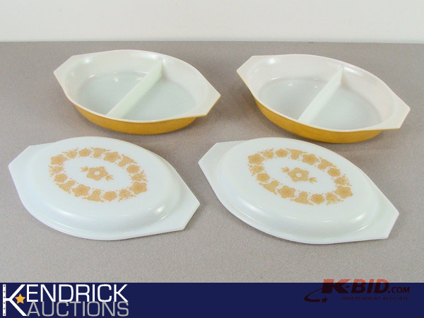 lot 84 image: Mint Condition Pyrex Set