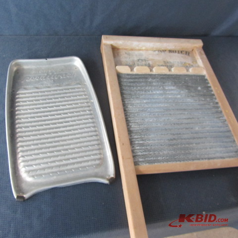 lot 58 image: Morton, National Washboards