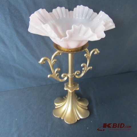 lot 77 image: Pedestal, Pink Glass