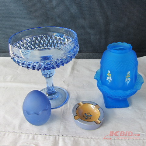 lot 88 image: Fairy Lamp, Compote, Ashtray
