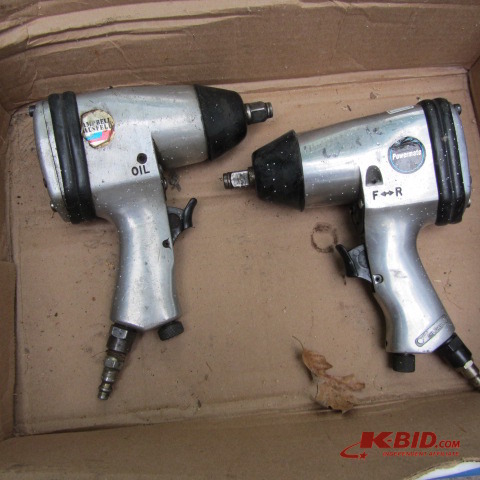 lot 173 image: Impact Wrenches