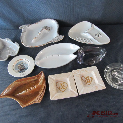 lot 264 image: Ceramic Ashtrays