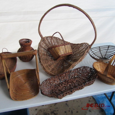 lot 279 image: Baskets, Gathering