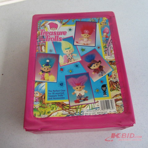 lot 283 image: Treasure Trolls & Case