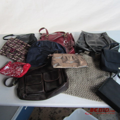 lot 291 image: Ladies Purses