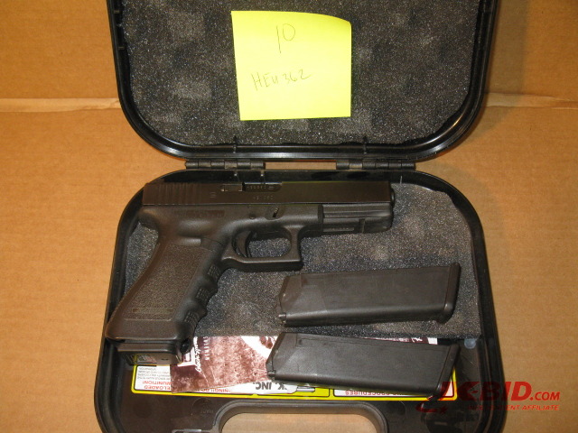 lot 10 image: Glock G22 Gen 3 Semi-auto Pistol