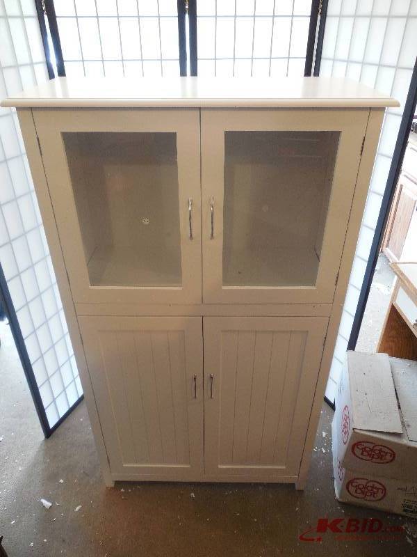 lot 28 image: White Storage Cabinet