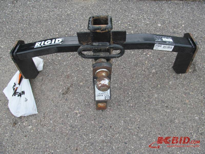 Rigid Trailer Hitch Assembly