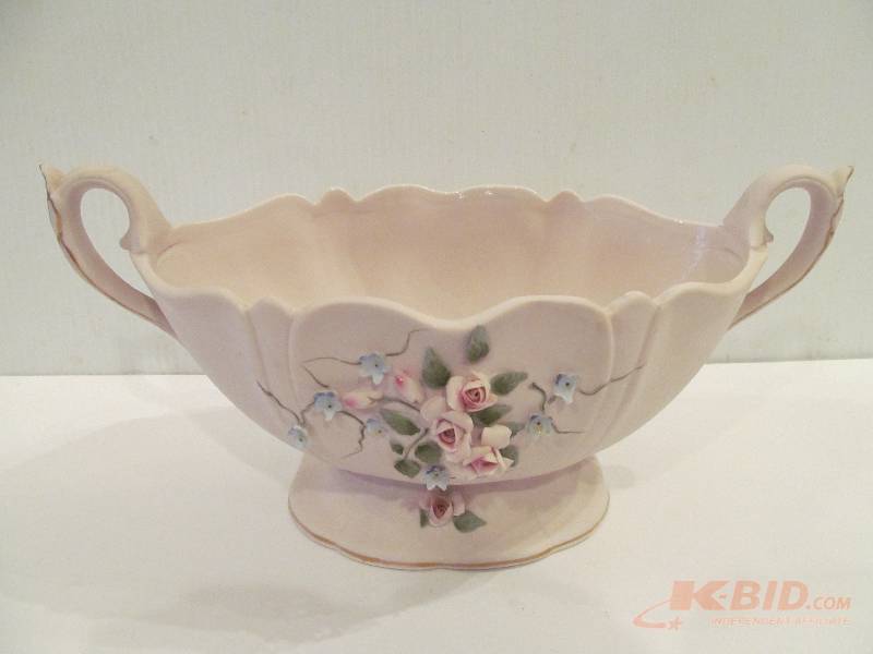 Lefton China