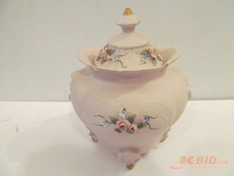 Lefton China