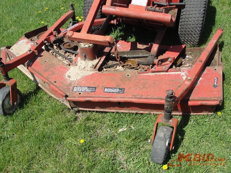 lot 8 image: Toro Grounds Master